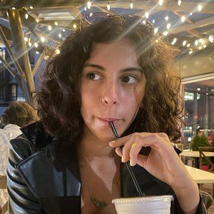 Meet your Posher, Adi